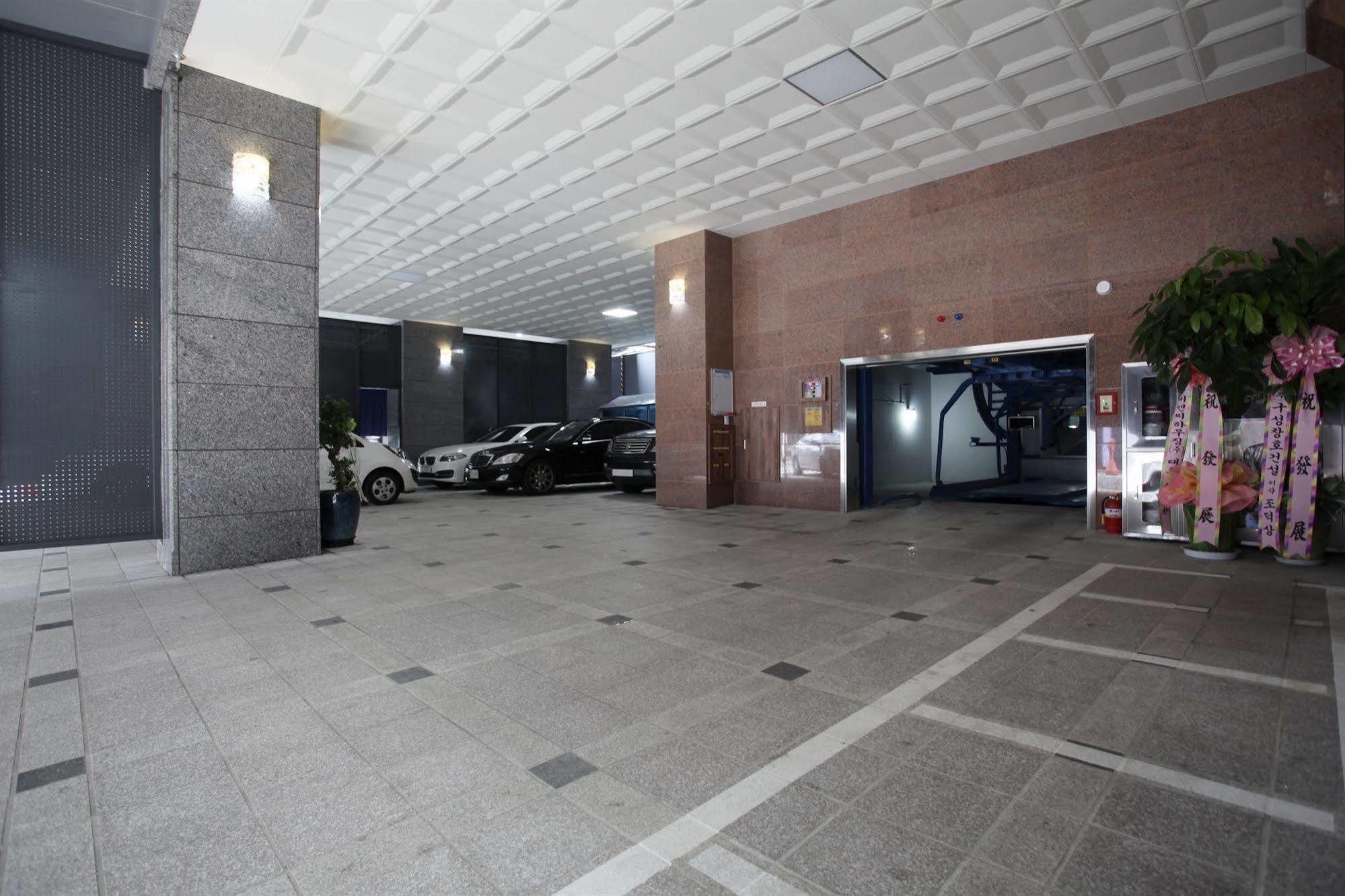 Boutique Sb Yeouido Seoul